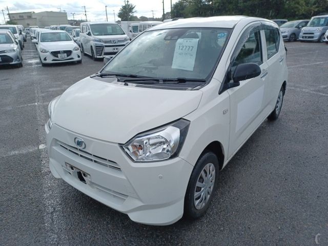 12777 Daihatsu Mira e s LA350S 2018 г. (LUM Tokyo Nyusatsu)